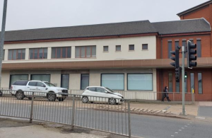 Roadside commercial unit with parking, access, and strong visibility showing key factors for success